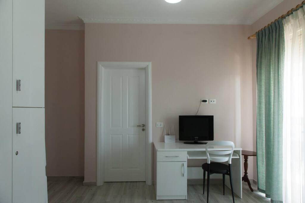 Adriatic East View Apartment Durrës Esterno foto