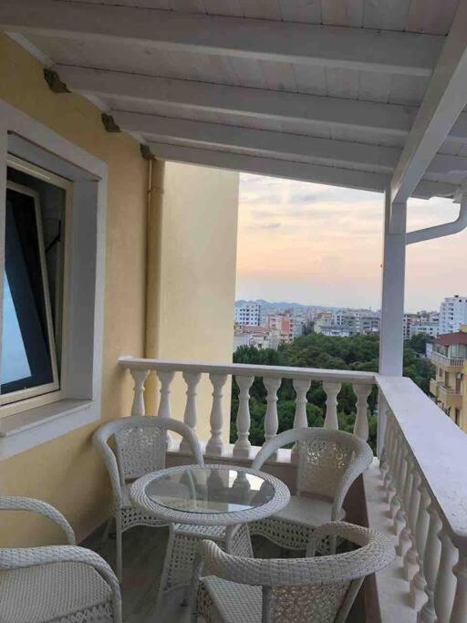 Adriatic East View Apartment Durrës Esterno foto